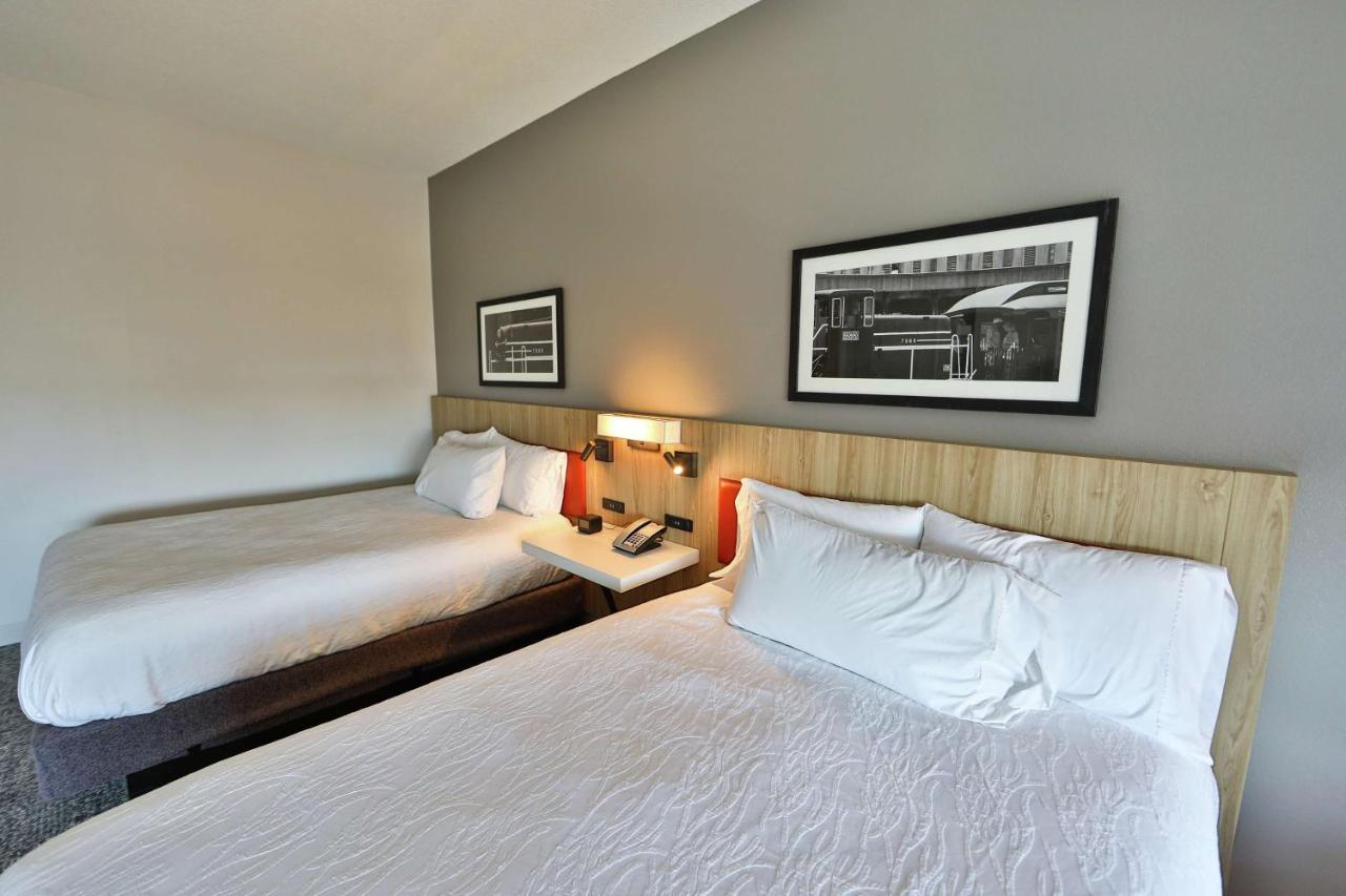 Hilton Garden Inn Savannah Historic District Экстерьер фото