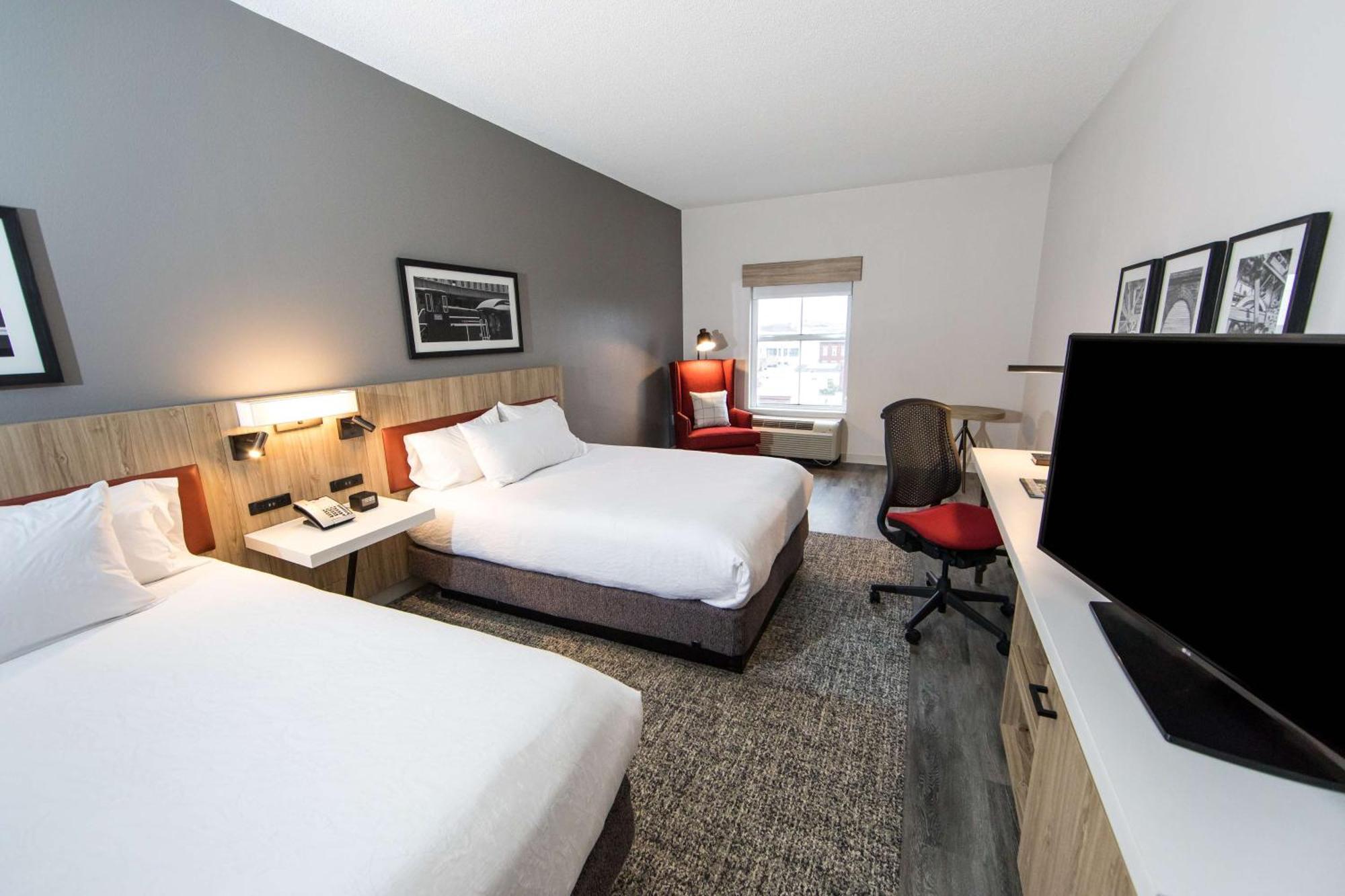 Hilton Garden Inn Savannah Historic District Экстерьер фото